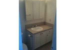 141 SE 3rd Ave APT 206, Dania Beach, FL 33004, Sold 04/10/23