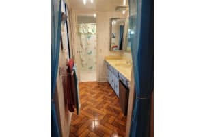 4401 NW 41st St APT 412, Lauderdale Lakes, FL 33319, Sold 04/21/23