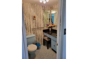 4401 NW 41st St APT 412, Lauderdale Lakes, FL 33319, Sold 04/21/23