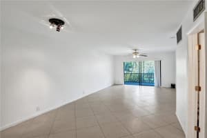 3111 Oakland Shores Dr f 208, Oakland Park, FL 33309, Sold 03/27/23