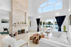 110 Spoonbill Rd, Lantana, FL 33462, Sold 03/14/23