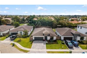 2992 SE 3rd St, Homestead, FL 33033, Sold 04/20/23