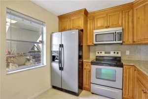 7797 Golf Cir Dr APT 101, Margate, FL 33063, Sold 06/15/23