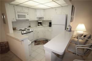 5208 NE 24th Terrace f 219, Fort Lauderdale, FL 33308, Sold 04/03/23