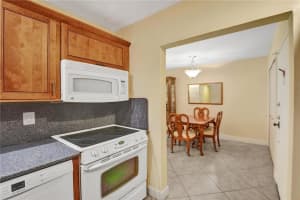 3111 Oakland Shores Dr f 206, Oakland Park, FL 33309, Sold 05/09/23