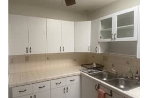 8025 NW 170th St, Hialeah, FL 33015, Sold 04/03/23