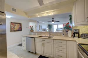 2861  Somerset Dr   302, Lauderdale Lakes, FL 33311 Sold 11/15/23