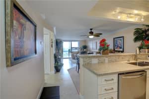 2861  Somerset Dr   302, Lauderdale Lakes, FL 33311 Sold 11/15/23