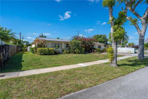 17930 NW 79th Ct, Hialeah, FL 33015, Sold 06/12/23