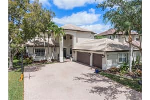 10595 NW 61ST CT, Parkland, FL 33076 Sold 06/28/23