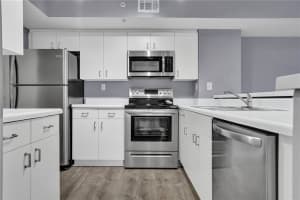 2600 S University Dr APT 222, Davie, FL 33328, Sold 03/24/23