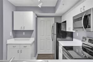 2600 S University Dr APT 222, Davie, FL 33328, Sold 03/24/23