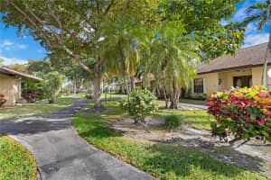 7519 SW 28th St #25, Davie, FL 33314, Sold 04/18/23