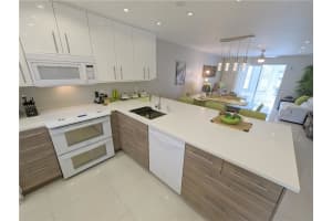 230 NE 26th Ave #114, Boynton Beach, FL 33435, Sold 05/17/23