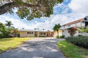 725 Middle River Dr, Fort Lauderdale, FL 33304, Sold 03/20/23