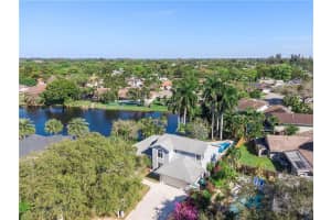 8715 SW 57th St, Cooper City, FL 33328, Sold 03/30/23