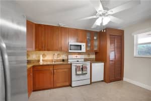 2850 Forest Hills Blvd APT 311, Coral Springs, FL 33065, Sold 03/27/23