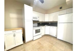 1470 N Dixie Hwy, Fort Lauderdale, FL 33304, Sold 04/14/23