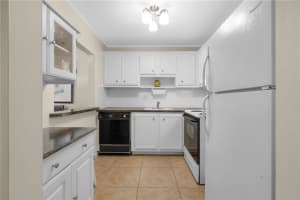 255 S Cypress Rd, Pompano Beach, FL 33060, Sold 03/31/23