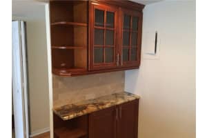 500 Executive Center Dr, West Palm Beach, FL 33401, Sold 05/02/23