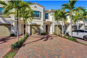 10031 Akenside Dr, Boca Raton, FL 33428, Sold 04/05/23