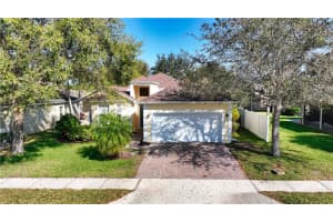 313 Briarcliff Cir, Sebastian, FL 32958, Sold 06/09/23