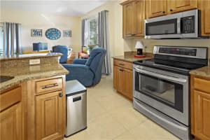 313 Briarcliff Cir, Sebastian, FL 32958, Sold 06/09/23