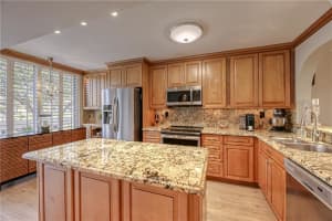 1100 SE 5th Ct APT 33, Pompano Beach, FL 33060, Sold 07/18/23