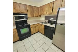 3101 Nw 47th Ter   127 Lauderdale Lakes, FL 33319 Sold 05/19/23