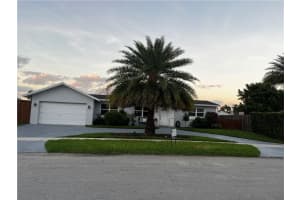 8511 NW 185th St, Hialeah, FL 33015, Sold 05/01/23