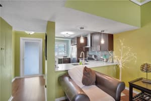 237 City View Dr, Fort Lauderdale, FL 33311, Sold 04/03/23