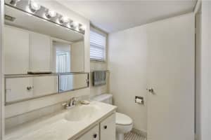 900 Colony Point Cir APT 505, Pembroke Pines, FL 33026, Sold 04/28/23