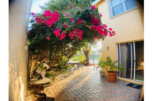 4068 Eastridge Dr, Pompano Beach, FL 33064, Sold 04/17/23