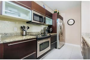 951 Brickell Ave APT 2501, Miami, FL 33131, Sold 04/13/23