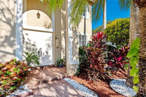 4290 Diamond Dr, Weston, FL 33331, Sold 05/15/23