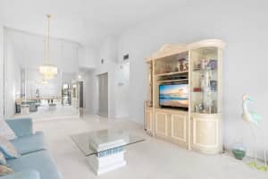 2003 SW 15th St APT 140, Deerfield Beach, FL 33442, Sold 07/14/23