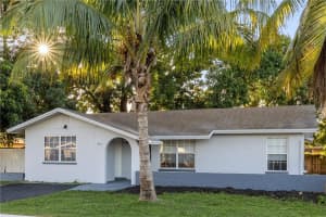 855 Azalea Dr, Royal Palm Beach, FL 33411, Sold 04/21/23