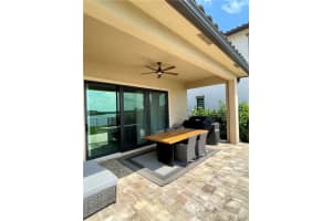 11850 N Baypoint Cir, Parkland, FL 33076, Sold 04/14/23