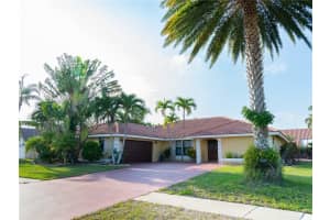 13727 Aldsworth Ct, Wellington, FL 33414, Sold 05/08/23