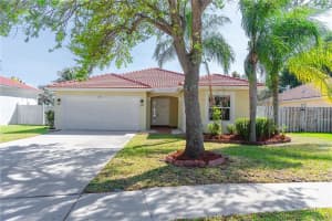 18590 NW 23rd St, Pembroke Pines, FL 33029, Sold 04/18/23
