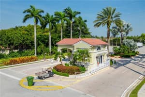 18590 NW 23rd St, Pembroke Pines, FL 33029, Sold 04/18/23