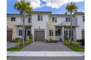 230 Pioneer Way #230, Royal Palm Beach, FL 33411, Sold 04/25/23