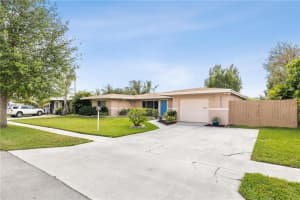 2510 NE 51st St, Lighthouse Point, FL 33064, Sold 05/22/23