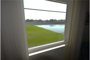 33 Vista Gardens Trail 207, Vero Beach, FL 32962 Sold 04/01/25