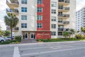 1501 S Ocean Dr APT 1504, Hollywood, FL 33019, Sold 06/30/23