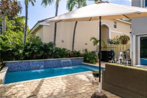 1151 W Lake St, Hollywood, FL 33019, Sold 07/31/23