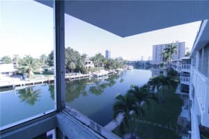 470 Paradise Isle Blvd, Hallandale Beach, FL 33009, Sold 05/22/23