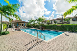 4990 Loebner Terrace, Davie, FL 33314, Sold 05/26/23