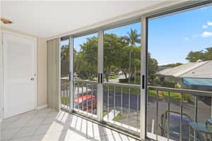 6435 Bay Club Dr APT 3, Fort Lauderdale, FL 33308, Sold 05/03/23