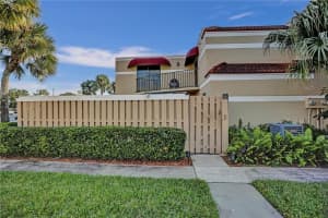 4075 Village Dr, Delray Beach, FL 33445, Sold 05/12/23